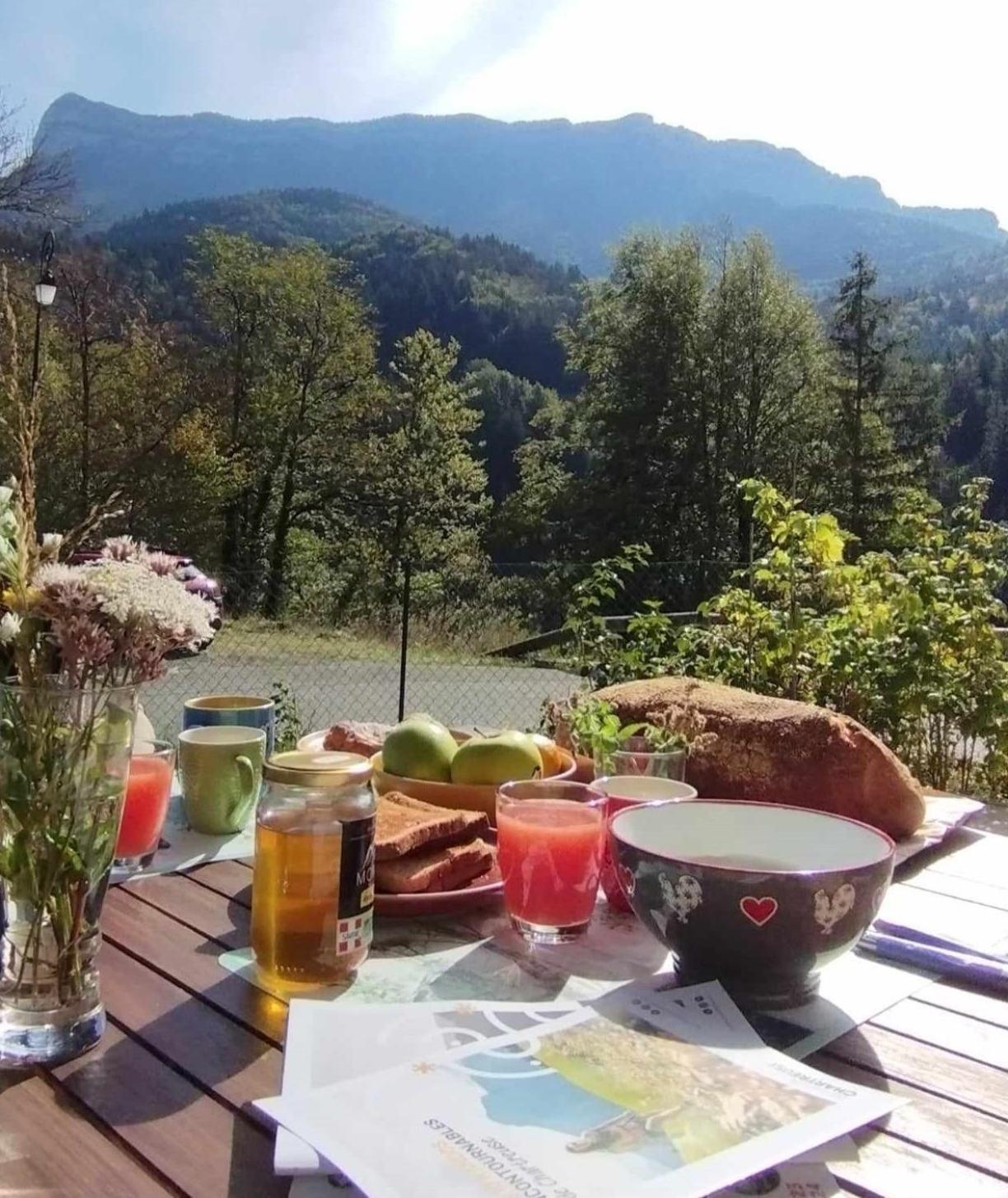 La Sabaudia Apartment Saint-Pierre-d'Entremont  Bagian luar foto
